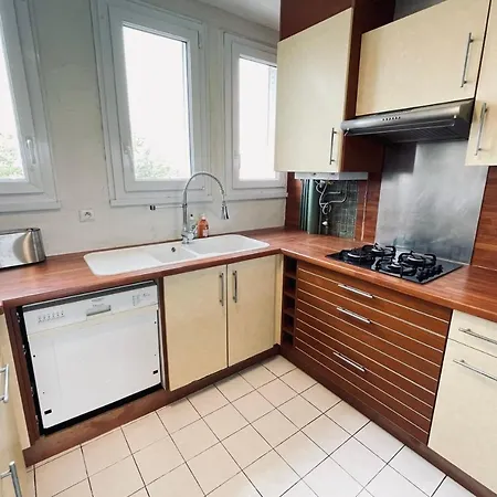 Large Bright With Balcony Apartment Toulouse
